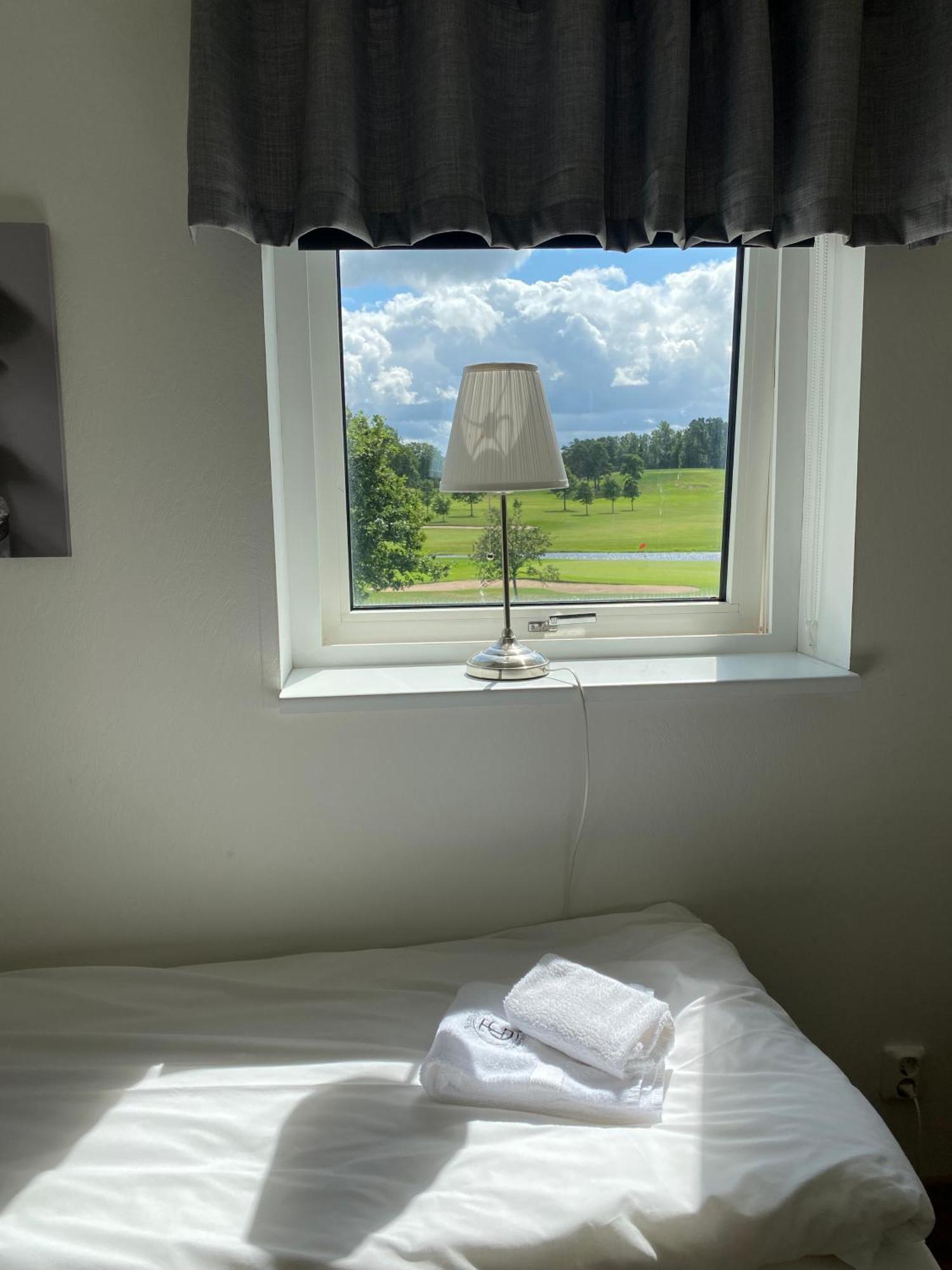 Halmstad Toennersjoe Golf Eldsberga Luaran gambar